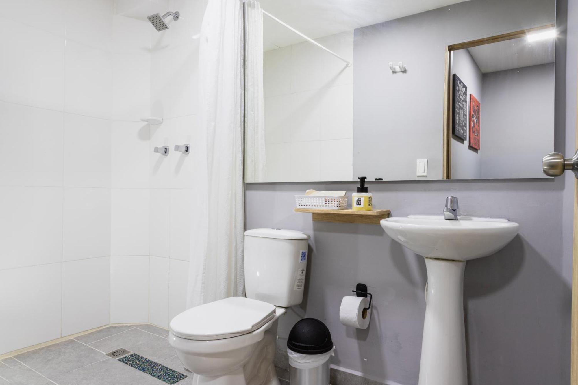 Hotel Casa 73 Deluxe Меделин Екстериор снимка